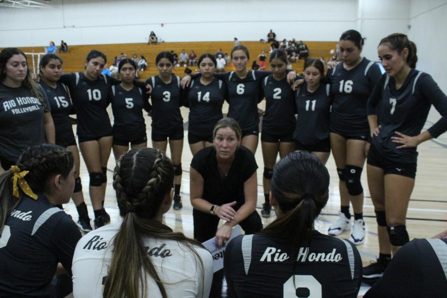 Rio Hondo’s Women’s Volleyball Spikes A Win Against Cerritos College