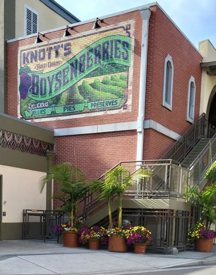 Its A Berry Special Time at Knotts Boysenberry Festival